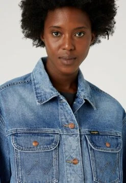 Wrangler Jumbo Trucker- Spijkerjas - Sukie 10 Wrangler Jumbo Trucker- Spijkerjas - Sukie -Wrangler 023066577dab473aa867db843d120f39