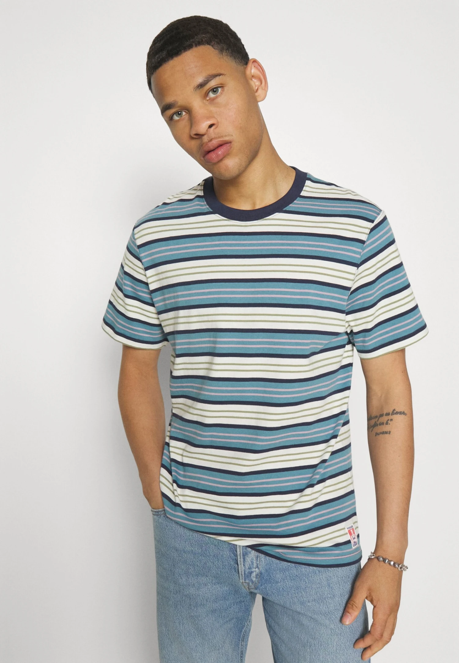 Wrangler Stripe Tee - T-Shirt Print - Pearl Blue 6 Wrangler Stripe Tee - T-Shirt Print - Pearl Blue - Afbeelding 4