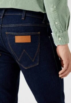 Wrangler Larston - Slim Fit Jeans - Day Drifter -Wrangler 0f8d810efbef40be88bbdcadbaf53504