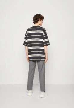 Wrangler Vintage Tee - T-Shirt Print - Phantom 10 Wrangler Vintage Tee - T-Shirt Print - Phantom -Wrangler 1441d2ed7075417e8805ae51c0c27772