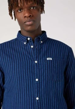 Wrangler Ls 1 Pocket Button Down - Overhemd - Blau -Wrangler 1b0af469c4994a819819daf185d07dec