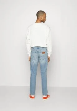 Wrangler Greensboro - Straight Leg Jeans - Cassidy -Wrangler 1c0269dcabc94f8497778ff03509e888