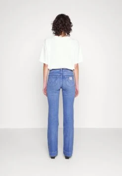 Wrangler Flared Jeans - Blue Denim 9 Wrangler Flared Jeans - Blue Denim -Wrangler 1c7e5e482be84f17acc23cb9875b42d1