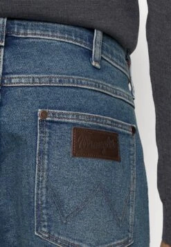 Wrangler Greensboro - Straight Leg Jeans - Blue Denim -Wrangler 1e5195dd8920466aaeea0697ed82d314