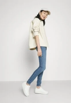 Wrangler Jeans Skinny Fit - Aria -Wrangler 22b0c2ba411e498b8fc10f14f4e02f91