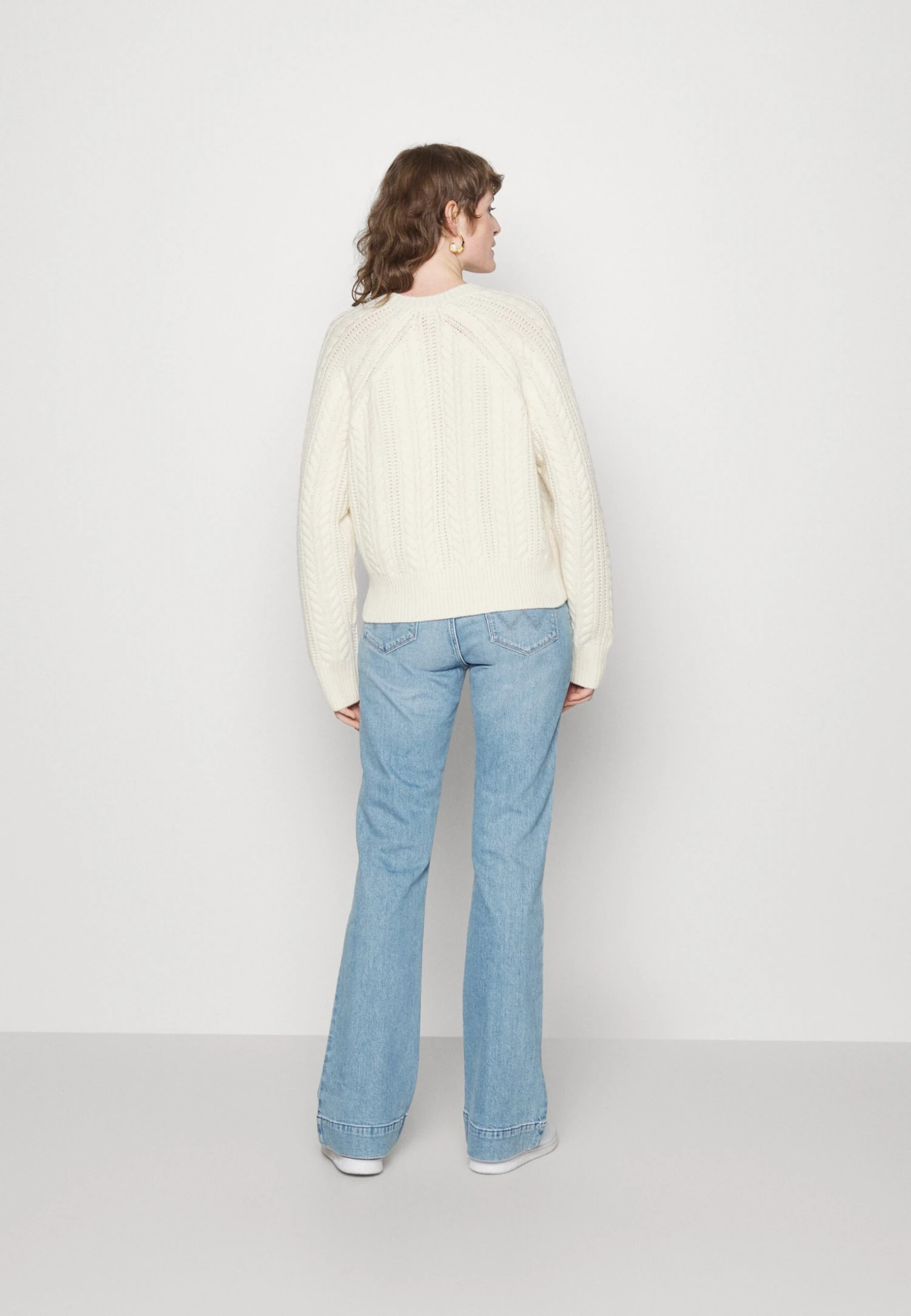 Wrangler Flared Jeans - Rhea 5 Wrangler Flared Jeans - Rhea - Afbeelding 3