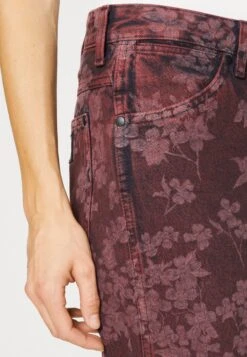 Wrangler Wanderer - Flared Jeans - Bordeaux 13 Wrangler Wanderer - Flared Jeans - Bordeaux -Wrangler 300d4c568e114984baf37de75cfbe4cb