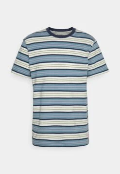 Wrangler Stripe Tee - T-Shirt Print - Pearl Blue 12 Wrangler Stripe Tee - T-Shirt Print - Pearl Blue -Wrangler 3090308b96c347eaa71ed051d0a7bfd0