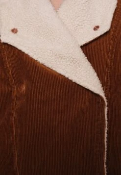 Wrangler Winterjas - Bison 11 Wrangler Winterjas - Bison -Wrangler 31f21fa90b4442939f845622b92ddeed