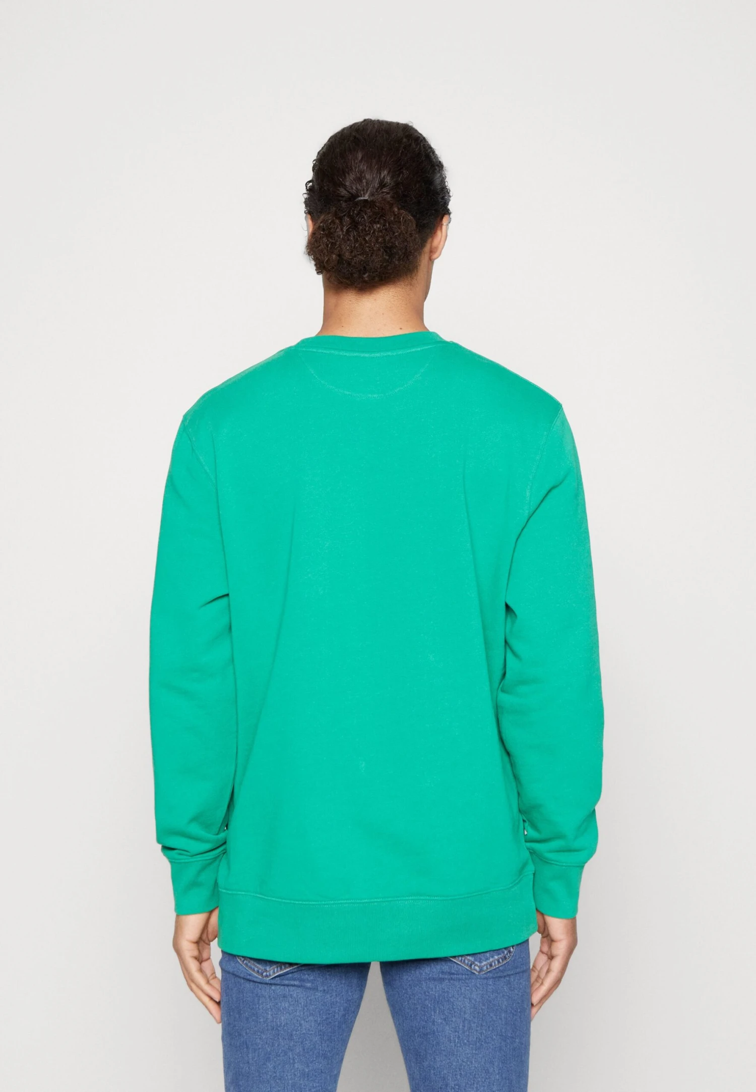 Wrangler Graphic Crew - Sweater - Leprechaun Green 5 Wrangler Graphic Crew - Sweater - Leprechaun Green - Afbeelding 3