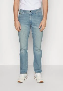 Wrangler Texas - Straight Leg Jeans - Lovesick