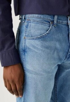 Wrangler Greensboro - Straight Leg Jeans - Cool Twist -Wrangler 3afaf06a5ea44683ad0c645f04cca3e5