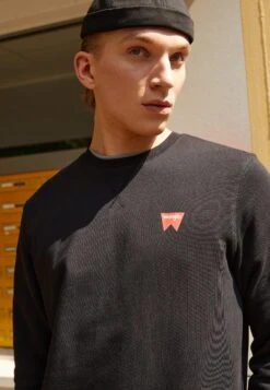 Wrangler Sign Off Crew - Sweater - Black