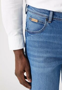 Wrangler Texas - Straight Leg Jeans - Neon Blue -Wrangler 430a9a3637f94439af4fb84936b89743