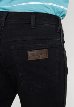 Wrangler Texas Stretch - Straight Leg Jeans - Black Overdye -Wrangler 4bb99d58c0fe4a94827ce868a2e0f98c