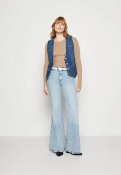 Wrangler Slim Vest - Bodywarmer - Dark Wash -Wrangler 502c1825443b4f45931fbca384bcd0bc