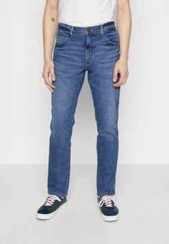 Wrangler River - Straight Leg Jeans - Smoke Sea