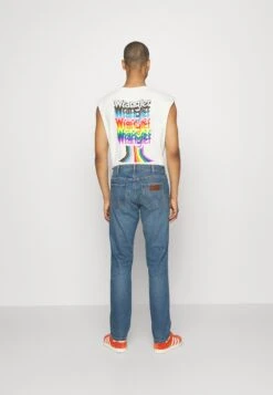 Wrangler Greensboro - Straight Leg Jeans - Shaker -Wrangler 5b0b33eb0ee5422a872c47619318434b