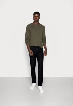 Wrangler Larston - Slim Fit Jeans - Dark Rinse -Wrangler 5df27988d223446682eca29d443e10c4