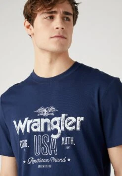 Wrangler Americana Tee - T-Shirt Print - Navy 10 Wrangler Americana Tee - T-Shirt Print - Navy -Wrangler 5f1569d6c4864933b8d6b0654608c59a