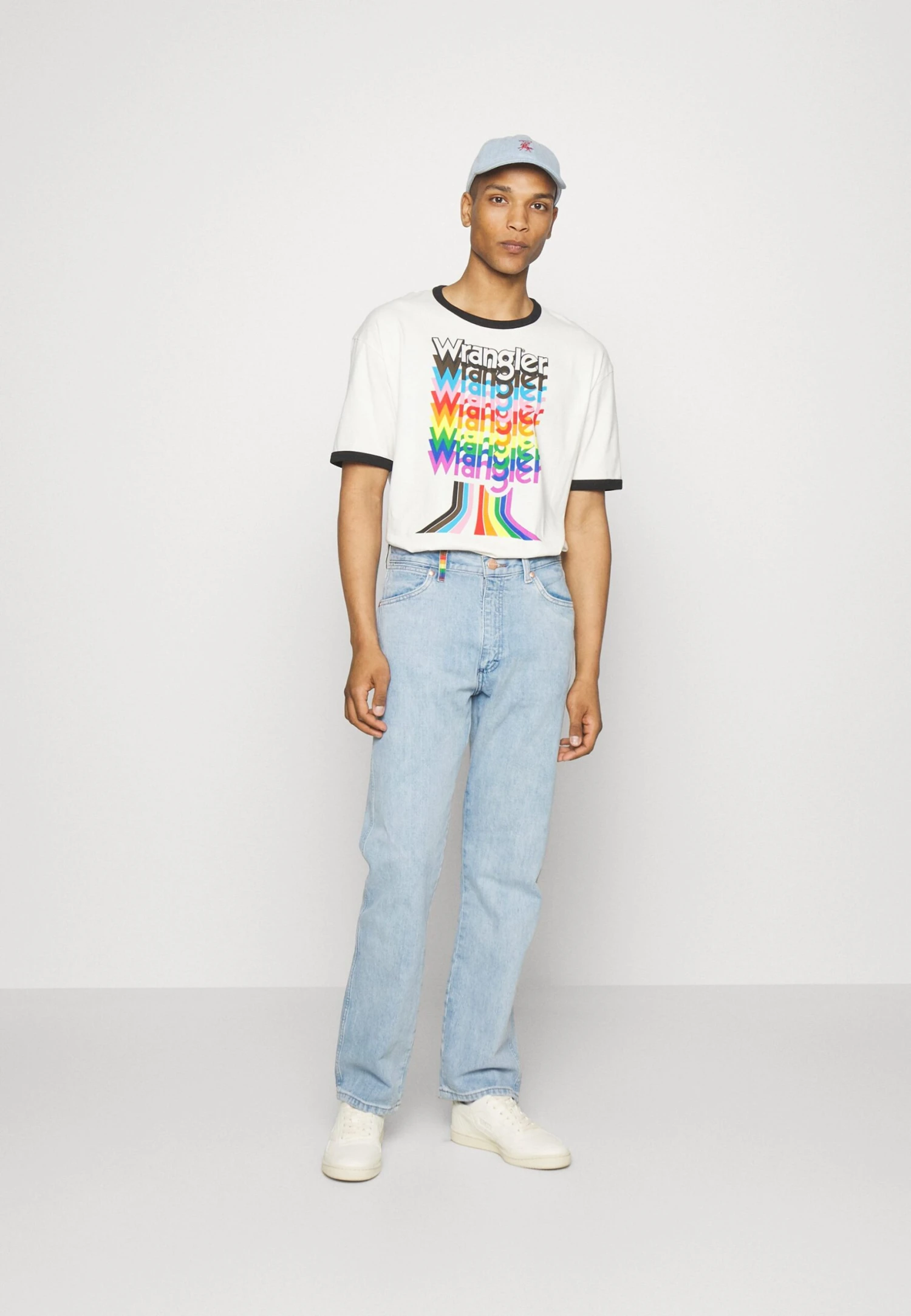 Wrangler Pride Tee - T-Shirt Print - Wornwhite 4 Wrangler Pride Tee - T-Shirt Print - Wornwhite - Afbeelding 2