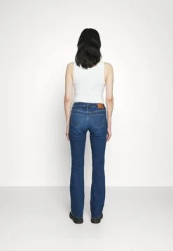 Wrangler Bootcut Jeans - Evie -Wrangler 6316b6b483b4468b83c2e56b31501164