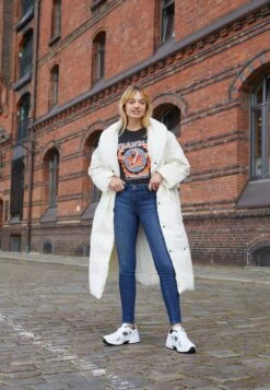 Wrangler Shrunken Band Tee - T-Shirt Print - Faded Black