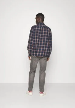 Wrangler Pocket - Overhemd - Navy -Wrangler 67dd66b4445e45a596401dd30ad6db08