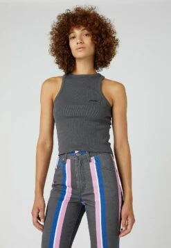 Wrangler Cropped - Top - Magnet