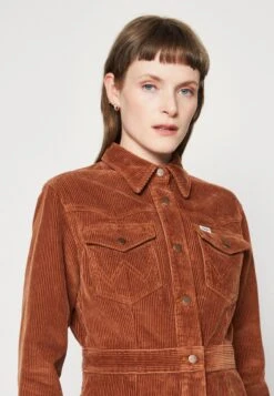 Wrangler Slim Western Dress - Blousejurk - Pony Brown -Wrangler 7919eabf299a4747a2e5540631d7609e