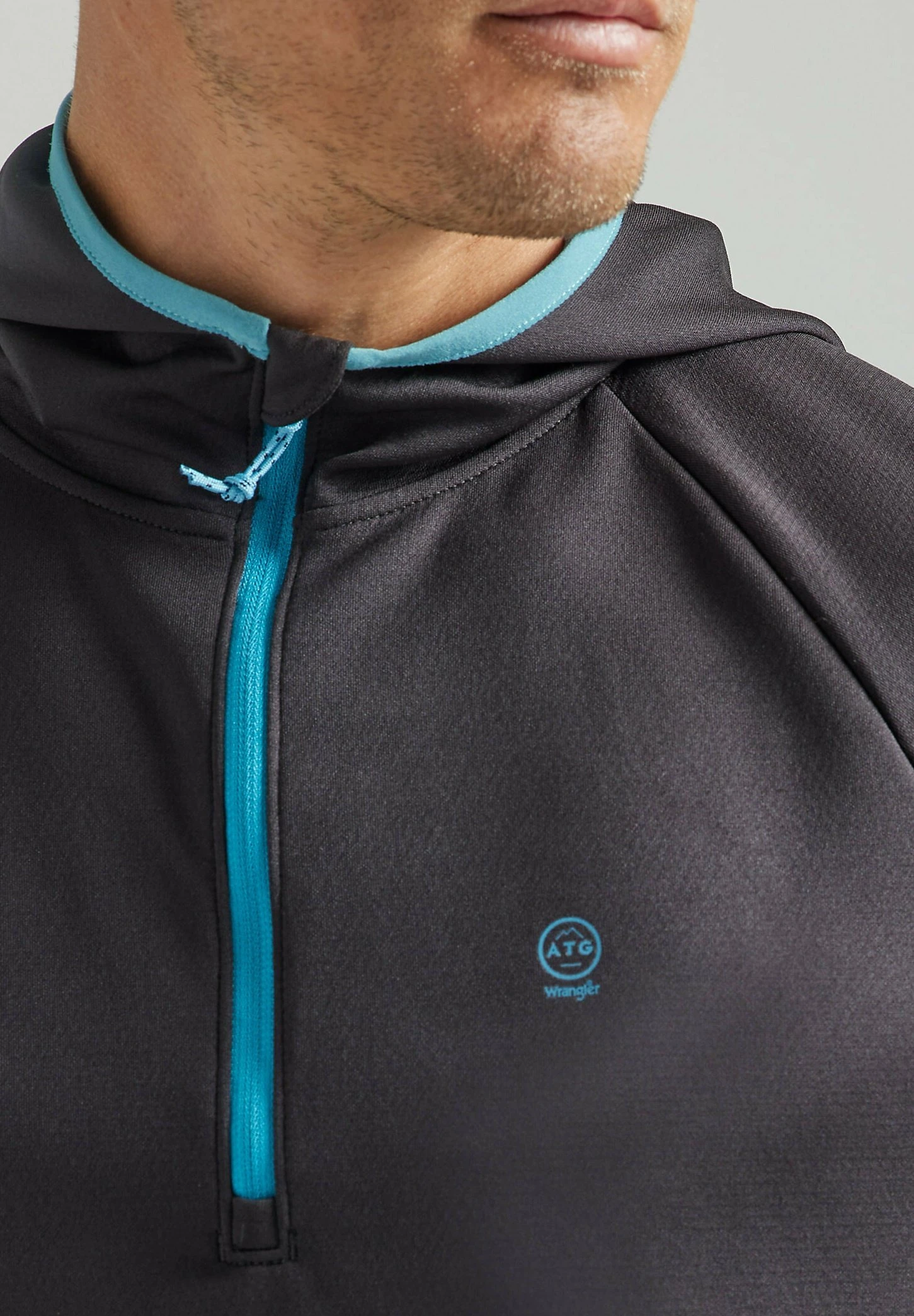 Wrangler Performance- Hoodie - Black 6 Wrangler Performance- Hoodie - Black - Afbeelding 4