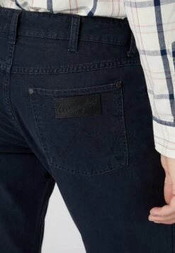 Wrangler Sboro - Broek - Dark Navy -Wrangler 7d0535f06e5e46129f7367048c2a1cc5