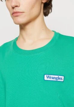 Wrangler Logo Tee - T-Shirt Basic - Leprechaun Green -Wrangler 7fb009dba28448f998ccf0e9b60c6ac4