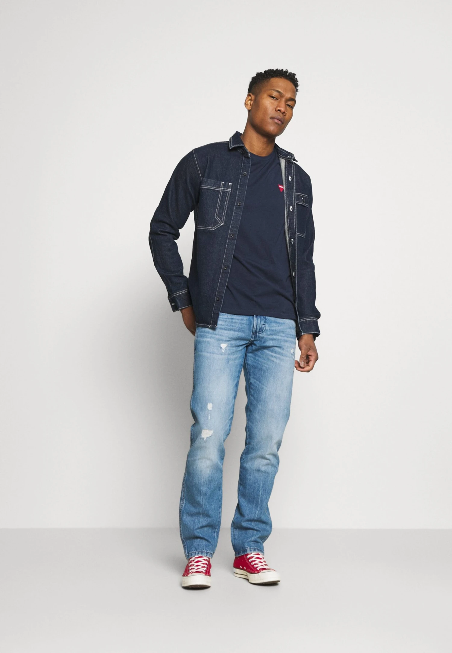 Wrangler Sign Off Tee - T-Shirt Basic - Navy 4 Wrangler Sign Off Tee - T-Shirt Basic - Navy - Afbeelding 2