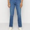 Wrangler Texas- Slim Fit Jeans - Pisces 1 Wrangler Texas- Slim Fit Jeans - Pisces -Wrangler 84b6726147484e50b3168bb19a66b6d0