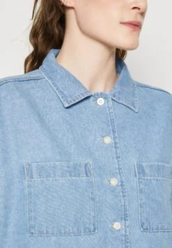 Wrangler Lounge Shirt - Overhemdblouse - Light Stonewash -Wrangler 8804a44d88a8471b90385b7c2d07201a