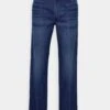 Wrangler Straight Leg Jeans - Discovery 2 Wrangler Straight Leg Jeans - Discovery -Wrangler 8a0dd54f23f94455af759f5e9b661df9