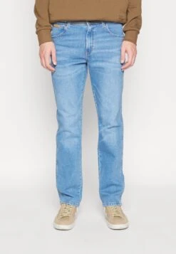 Wrangler Texas - Straight Leg Jeans - Friday Rock -Wrangler 8d972922f8fb448aa04f58d19f6cb7f8