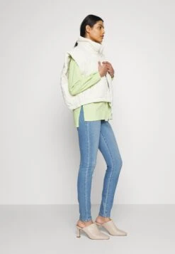 Wrangler High - Jeans Skinny Fit - River -Wrangler 9ff961dcac0040e5a29a605edff08829