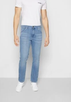 Wrangler Greensboro - Straight Leg Jeans - Highlite -Wrangler a618f7ff4a1c425eaea2427ca7ed1464