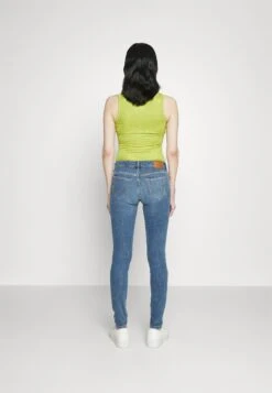 Wrangler Jeans Skinny Fit - Aria -Wrangler a896a2232b7747999fdee5d40f8048ea