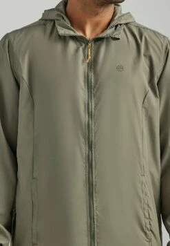 Wrangler Lwt Packable- Jas - Dusty Olive -Wrangler a991ac018d4e4d6ca405527a0b2474c9