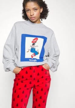 Wrangler Sweater - Light Grey -Wrangler af987668dda64b4eb9919c53cabcab57