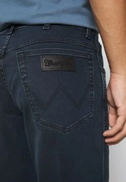 Wrangler Texas- Slim Fit Jeans - Bruised River -Wrangler b1eef6f08fa6458f97d454497f6ff48d