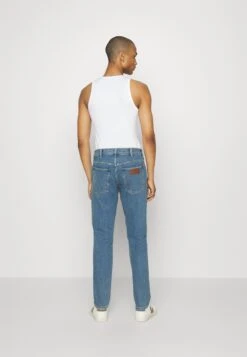 Wrangler River - Straight Leg Jeans - Octane -Wrangler b4872657861046018c471e2e98da1f50