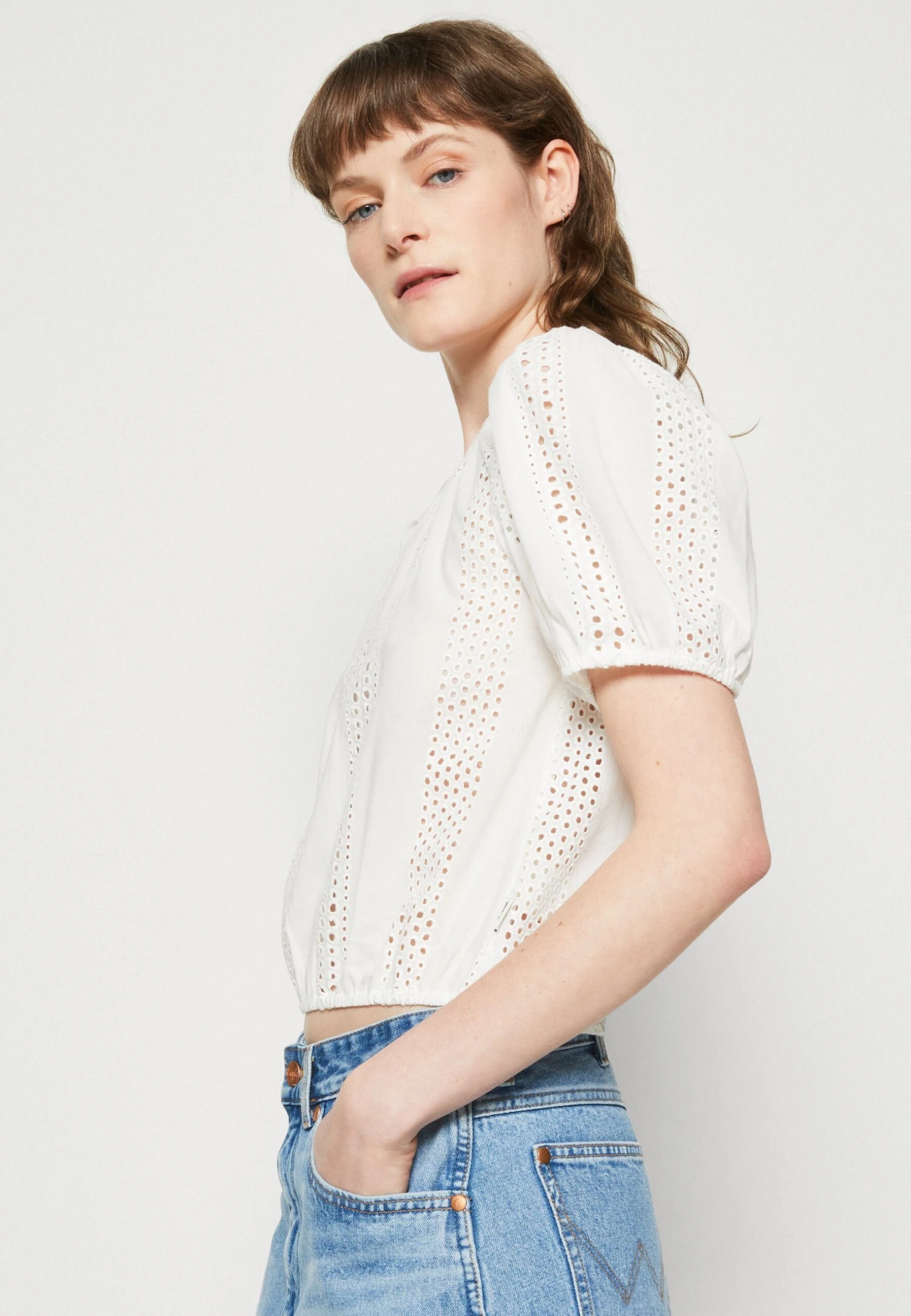 Wrangler Summer Puff- T-Shirt Print - White 6 Wrangler Summer Puff- T-Shirt Print - White - Afbeelding 4