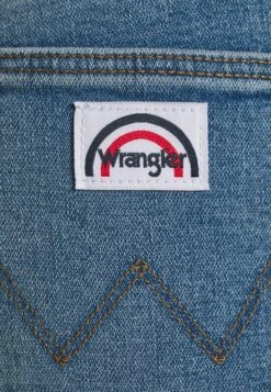 Wrangler Flared Jeans - Dusty Mid -Wrangler b6b4771c4d574b8c9fb1f541ee1d2e89