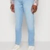 Wrangler Texas- Slim Fit Jeans - Spot Lite 1 Wrangler Texas- Slim Fit Jeans - Spot Lite -Wrangler b9df84a2dfa446fdb64d2335d6ac2481