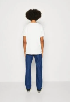 Wrangler Logo Tee - T-Shirt Basic - White -Wrangler bb5489c72b384d289c9fe80576078cf5