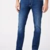 Wrangler Larston - Straight Leg Jeans - Blue Denim 1 Wrangler Larston - Straight Leg Jeans - Blue Denim -Wrangler bc4c04d8c5d34d14b83298f58bfc52f6